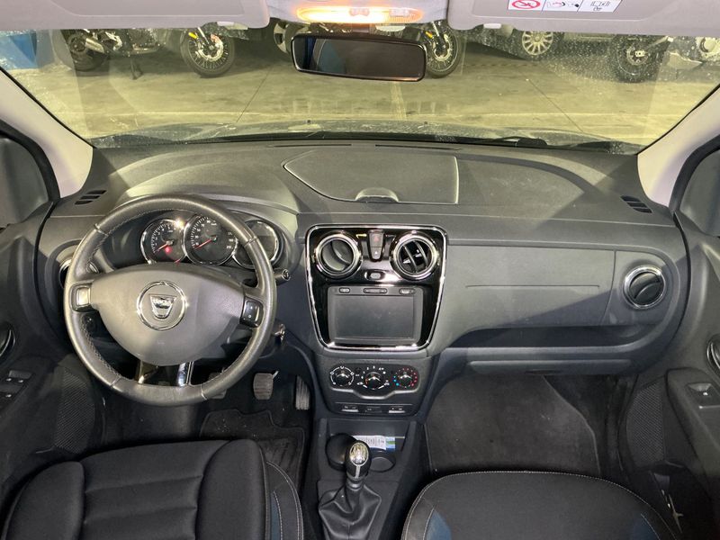 Dacia Lodgy 1.5 dCi Diesel SL AuDacia 2015 – снимка 17