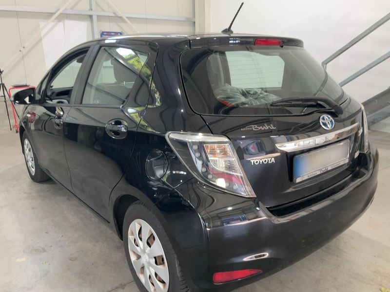 Toyota Yaris 1.5 Hybrid Life 2012 – снимка 6