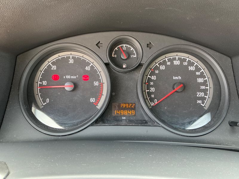 Opel Astra 1.7 CDTI Selection 2011 – снимка 4