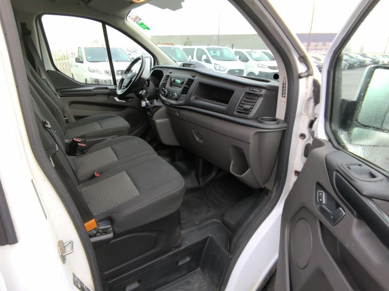 Ford Transit Custom 2.0 TDCi 300 L1 Trail 2022 – снимка 9