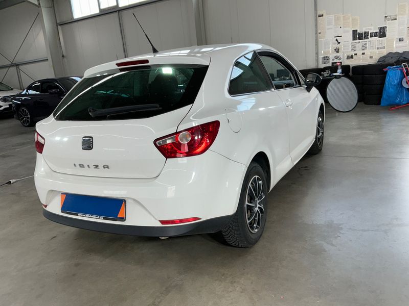 Seat Ibiza 1.4 Stylance / Style 2011 – снимка 2
