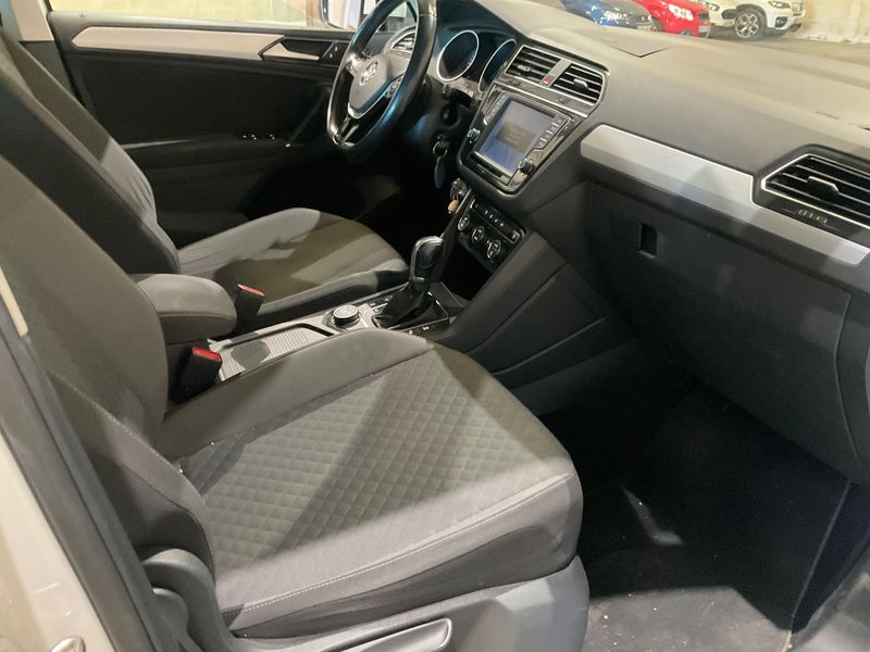 Volkswagen Tiguan 2.0 TDI Advance 4Motion BlueMotion Tech 2016 – снимка 16
