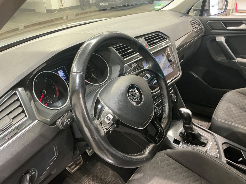Volkswagen Tiguan 2.0 TDI Join 4Motion 2018 – снимка 31