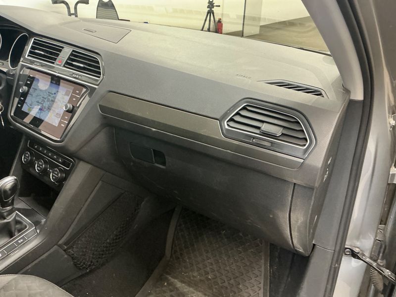 Volkswagen Tiguan 2.0 TDI Join 4Motion 2018 – снимка 25