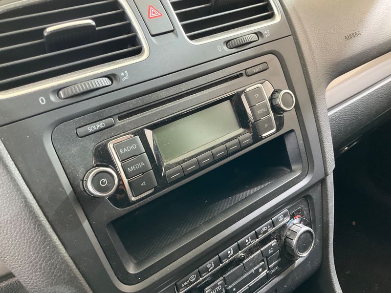 Volkswagen Golf VI 1.4 Trendline 2009 – снимка 24