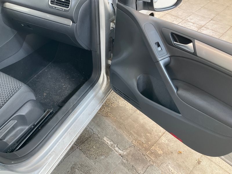 Volkswagen Golf VI 1.4 Trendline 2009 – снимка 22