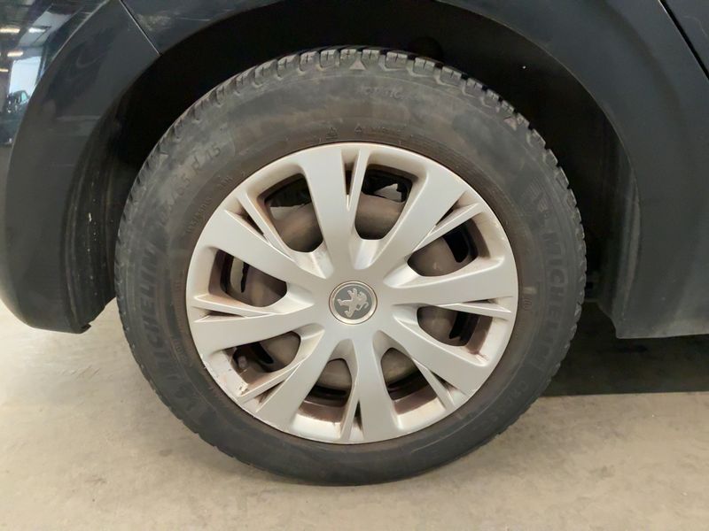 Peugeot 208 1.6 Blue-HDi Active Auto Ecole 2016 – снимка 9