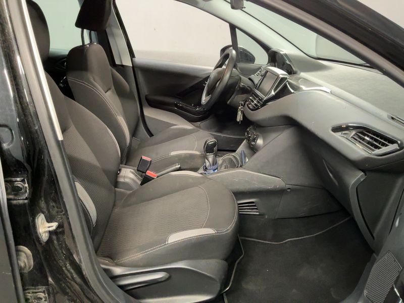 Peugeot 208 1.6 Blue-HDi Active Auto Ecole 2016 – снимка 16