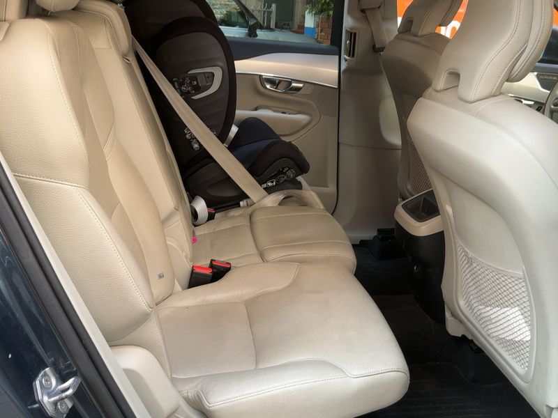 Volvo XC90 2.0 D5 Momentum AWD 2018 – снимка 19