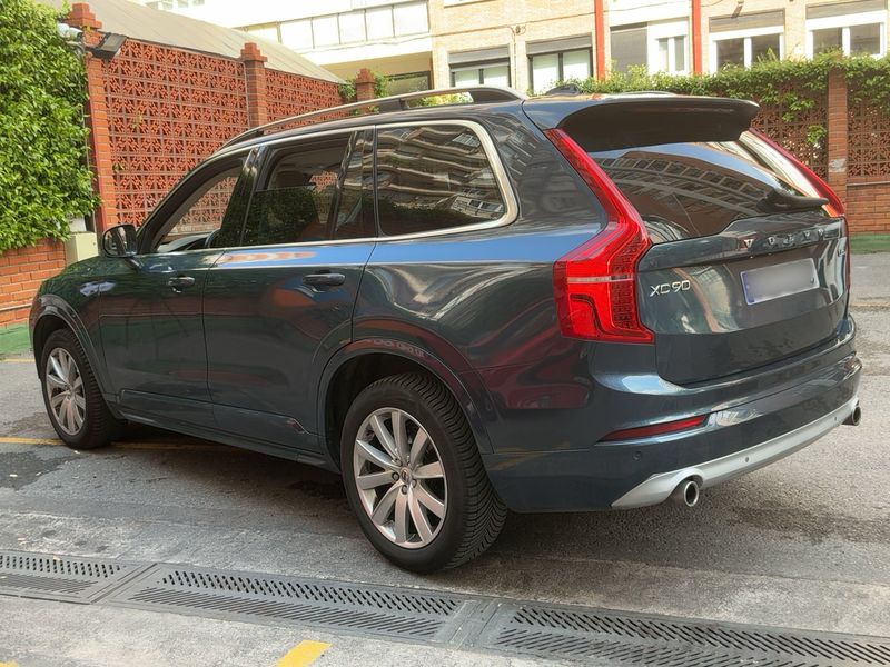 Volvo XC90 2.0 D5 Momentum AWD 2018 – снимка 6