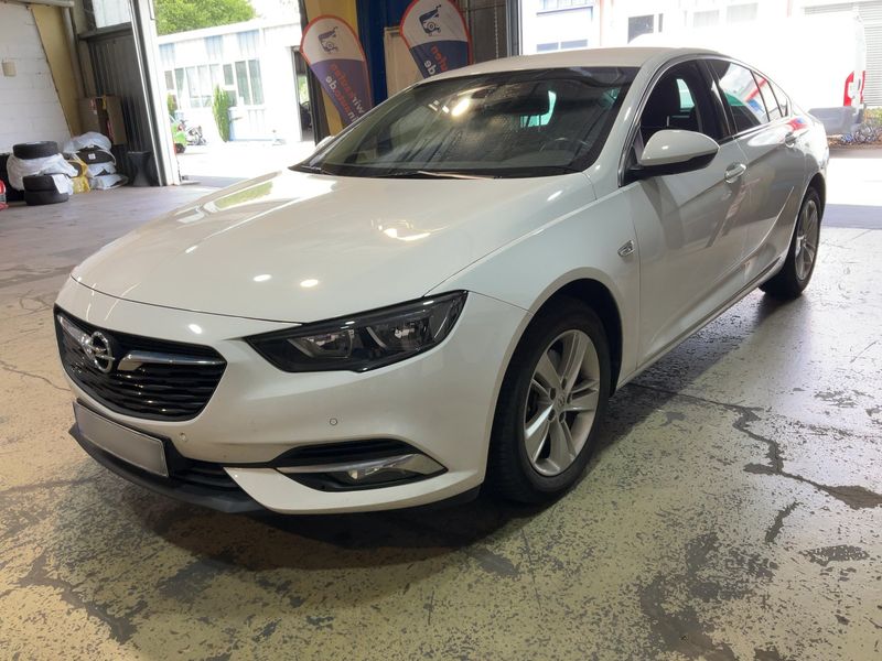 Opel Insignia Grand Sport 2.0 CDTI Dynamic 2019 – снимка 1