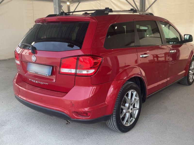 Fiat Freemont 2.0 Multijet Lounge 4WD 2012 – снимка 8
