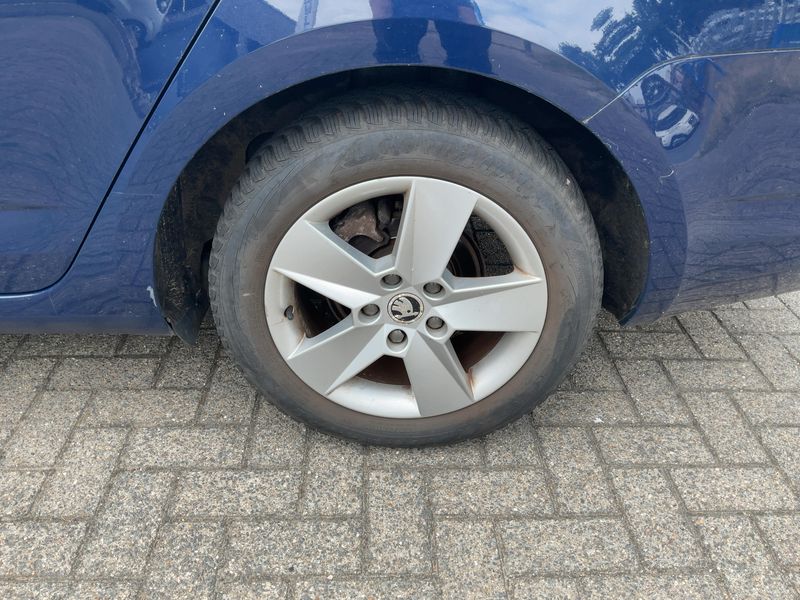 Skoda Octavia 1.6 TDI GreenLine 2014 – снимка 5