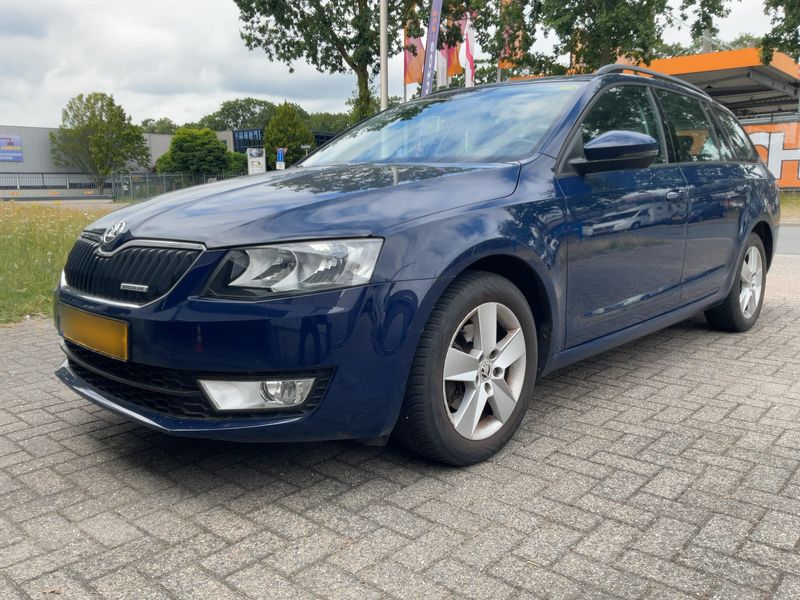 Skoda Octavia 1.6 TDI GreenLine 2014 – снимка 2