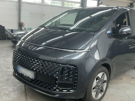 Hyundai Staria 2.2 CRDi Signature 4WD 2021 – снимка 2