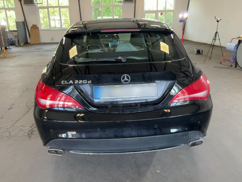Mercedes-Benz CLA-Klasse CLA 220 Shooting Brake Urban 2015 – снимка 7