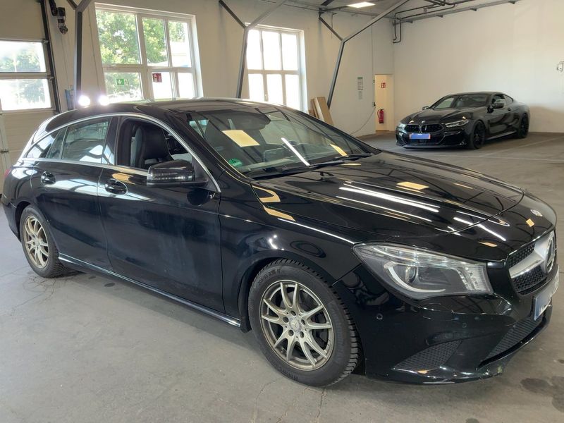 Mercedes-Benz CLA-Klasse CLA 220 Shooting Brake Urban 2015 – снимка 12