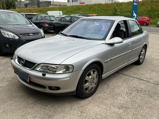 Opel Vectra 2.2 Elegance 2001 – снимка 1