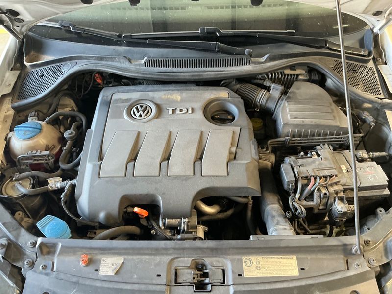 Volkswagen Polo 1.6 TDI Sportline 2011 – снимка 12