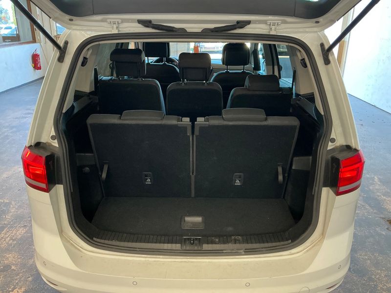 Volkswagen Touran 1.6 TDI Comfortline BlueMotion Tech 2019 – снимка 31