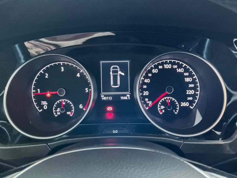 Volkswagen Touran 1.6 TDI Comfortline BlueMotion Tech 2019 – снимка 18
