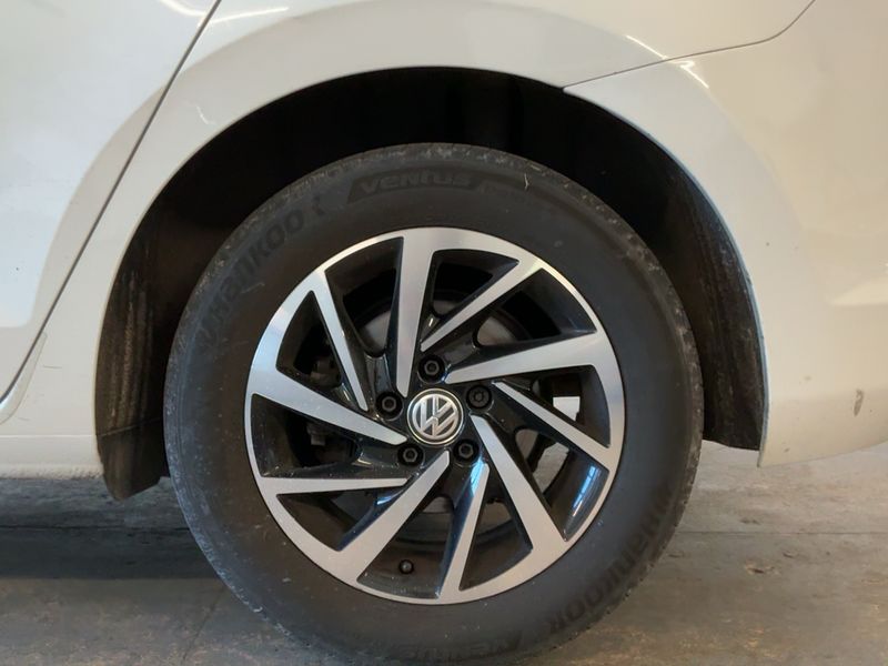 Volkswagen Touran 1.6 TDI Comfortline BlueMotion Tech 2019 – снимка 5