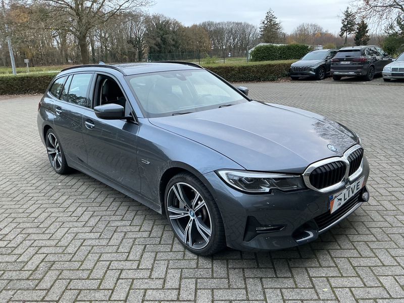 BMW 3er 330e Sport Line 2022 – снимка 12