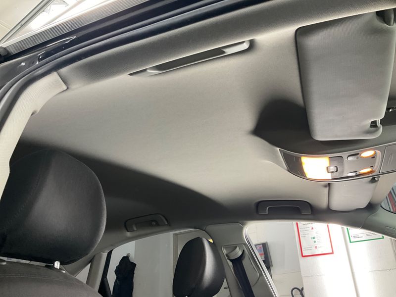 Audi A4 2.0 TDI Attraction 2010 – снимка 39