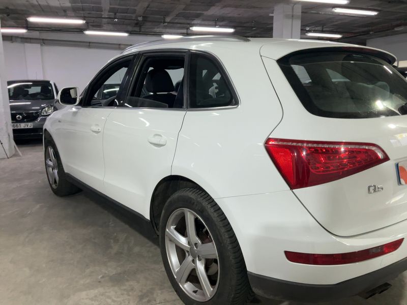 Audi Q5 2.0 TDI quattro 2009 – снимка 6