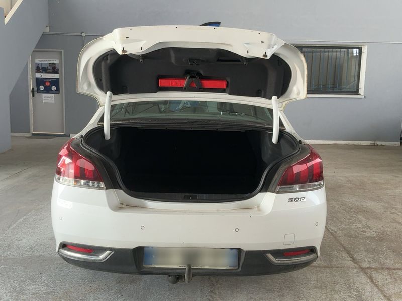 Peugeot 508 2.0 Blue-HDi Allure 2016 – снимка 15