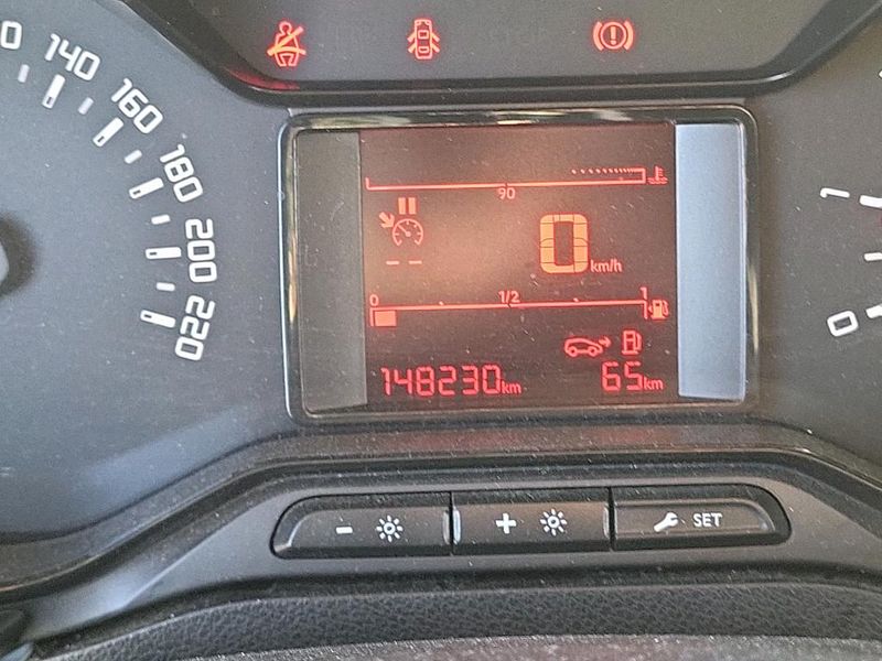 Citroen Berlingo 1.5 Blue-HDi Contrlol M 2021 – снимка 9