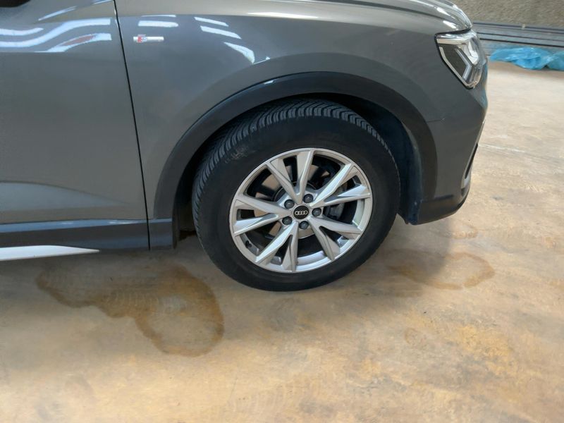 Audi Q3 Sportback 35 TFSI Mild-Hybrid S line 2021 – снимка 11