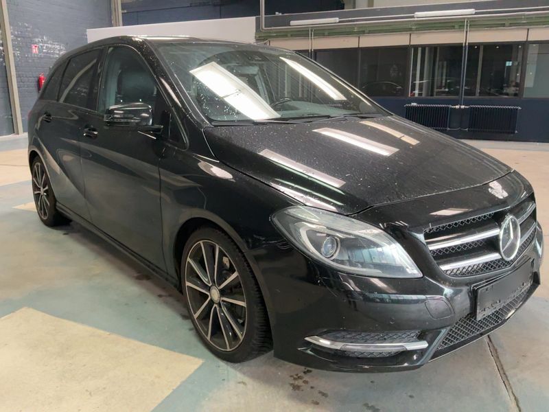 Mercedes-Benz B-Klasse B 220 CDI Standard 2013 – снимка 12