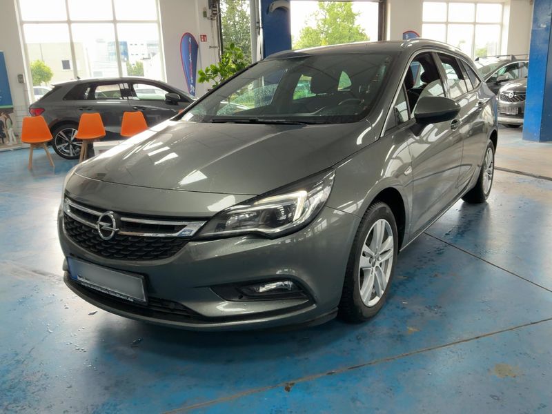 Opel Astra 1.6 CDTI Dynamic Start&Stop 2018 – снимка 1