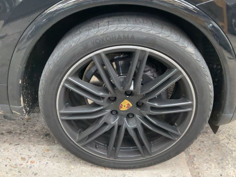 Porsche Cayenne Diesel Platinum Edition 2017 – снимка 11