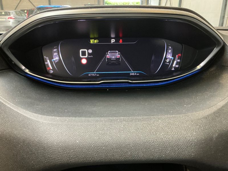 Peugeot 3008 1.2 PureTech Allure Pack 2020 – снимка 18