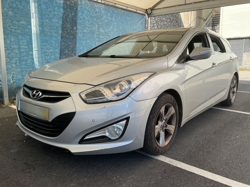 Hyundai i40 1.7 CRDi Comfort 2013 – снимка 1
