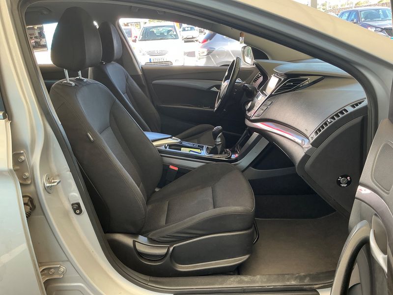 Hyundai i40 1.7 CRDi Comfort 2013 – снимка 16