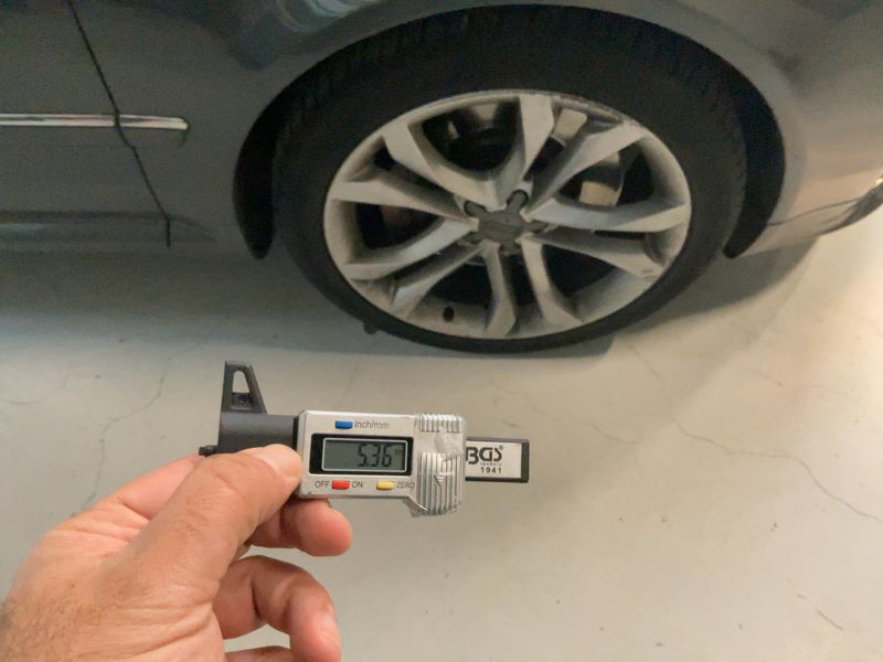 Audi S8 5.2 V10 FSI quattro 2008 – снимка 11