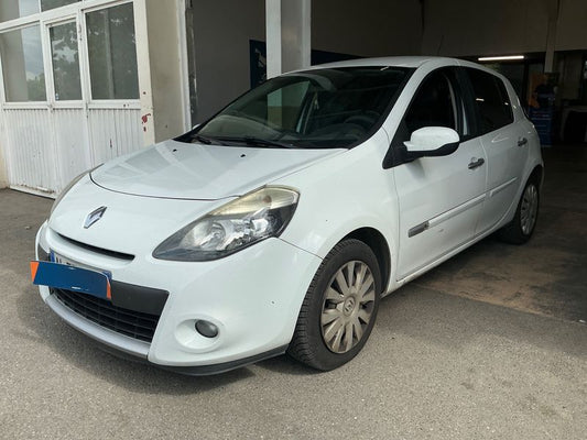 Renault Clio 1.5 dCi Dynamique 2010 – снимка 1