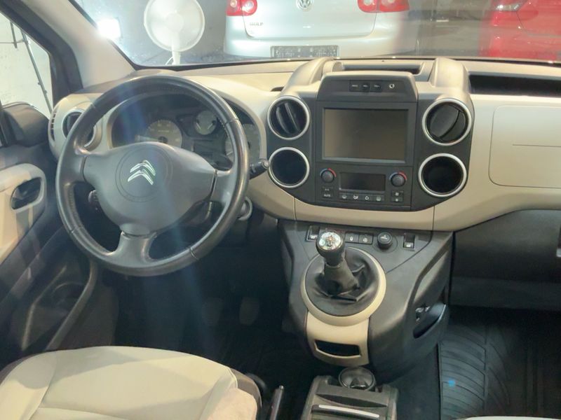 Citroen Berlingo 1.2 PureTech Selection 2016 – снимка 18