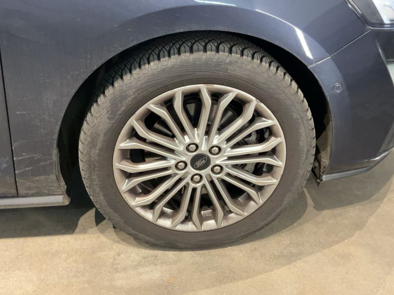 Ford Focus 1.0 EcoBoost Titanium 2020 – снимка 11