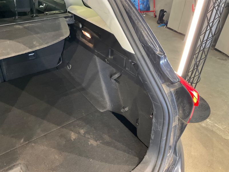 Ford Focus 1.0 EcoBoost Titanium 2020 – снимка 28