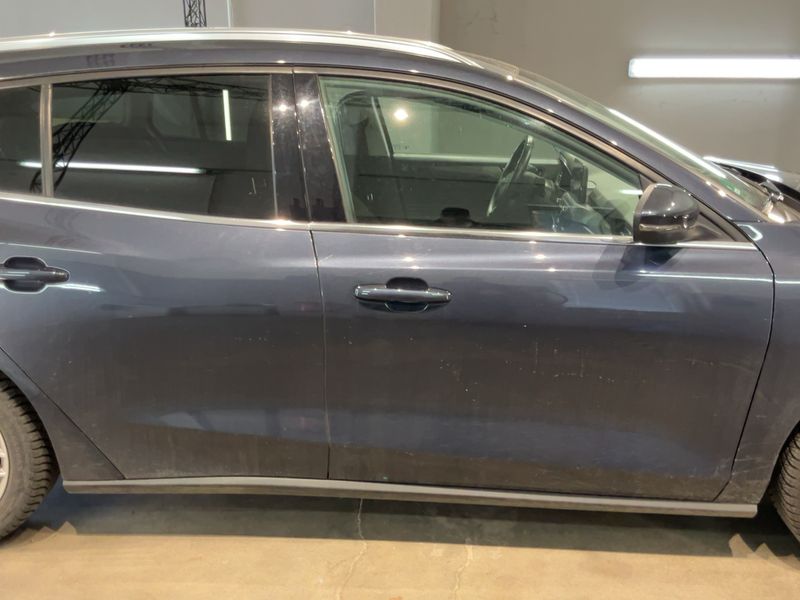 Ford Focus 1.0 EcoBoost Titanium 2020 – снимка 10