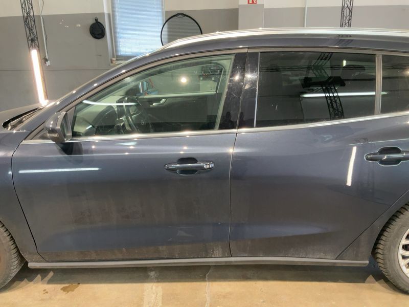Ford Focus 1.0 EcoBoost Titanium 2020 – снимка 4