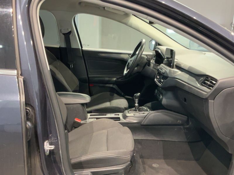 Ford Focus 1.0 EcoBoost Titanium 2020 – снимка 16