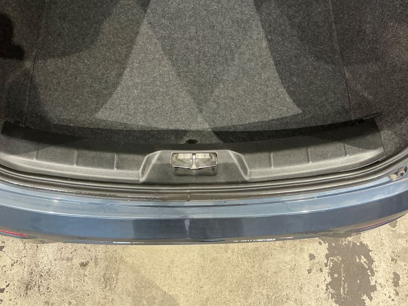 Volvo V40 1.5 Kinetic 2017 – снимка 27