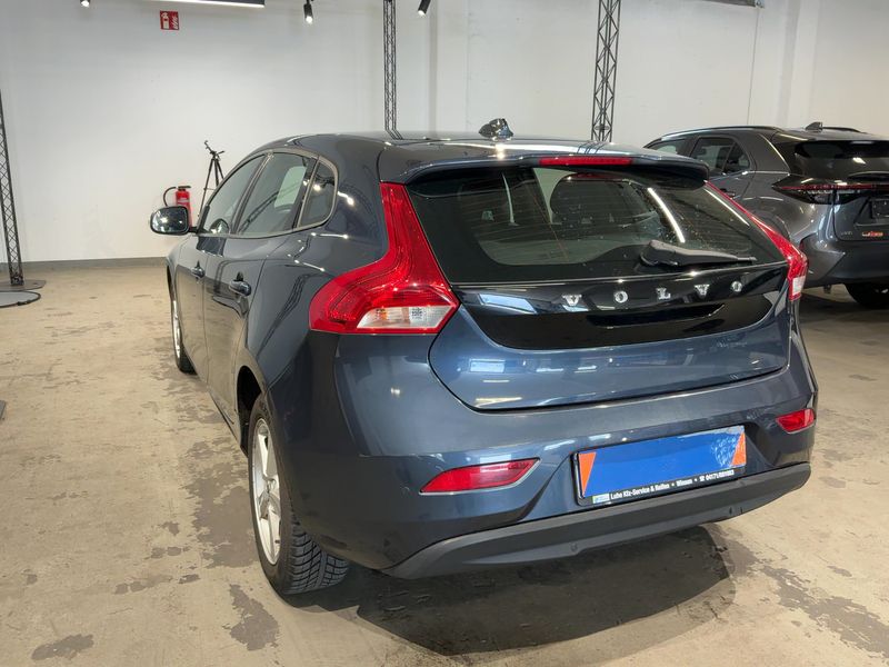 Volvo V40 1.5 Kinetic 2017 – снимка 6