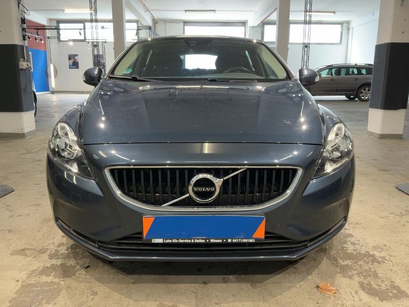 Volvo V40 1.5 Kinetic 2017 – снимка 14