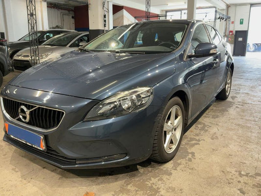 Volvo V40 1.5 Kinetic 2017 – снимка 1